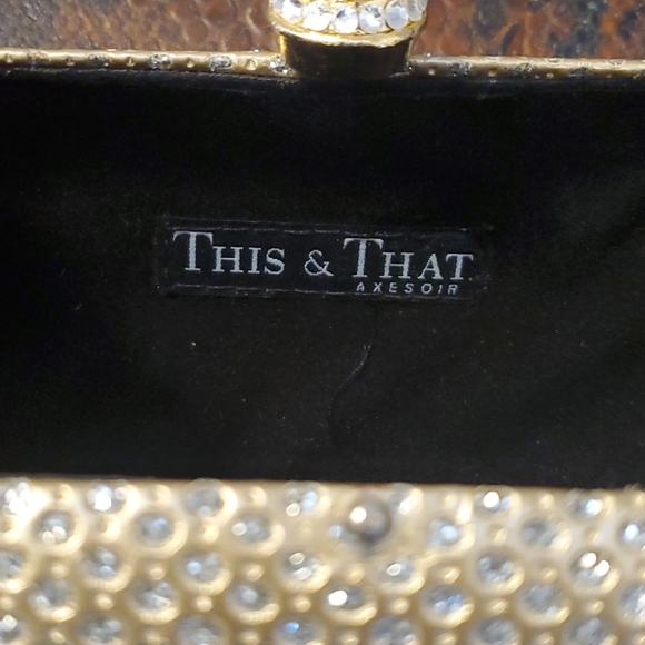 Gold shoulder bags - Picture 3 of 4